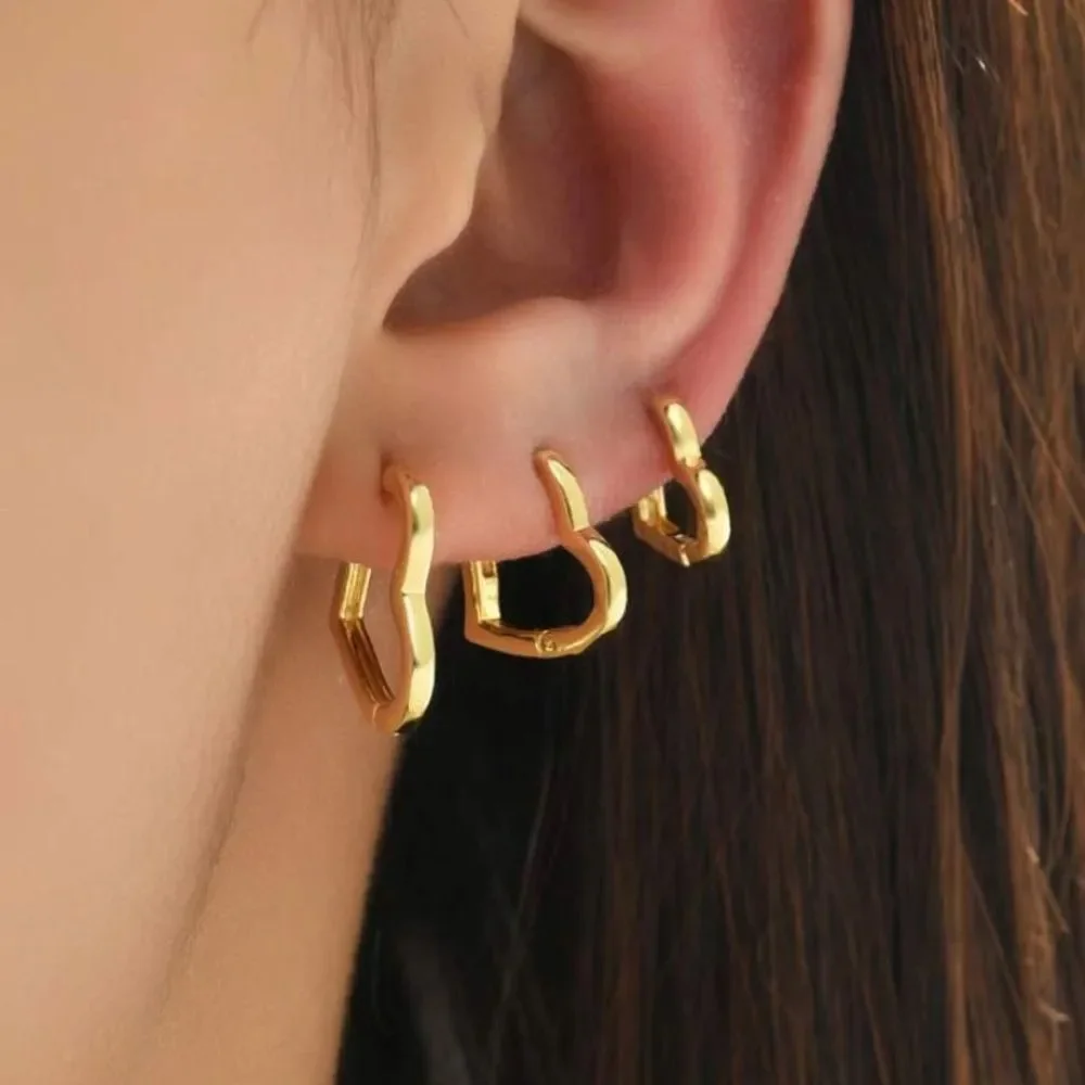 3for$20 3pcs/set Heart Design Hoop Earrings